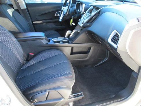 Used 2015 Chevrolet Equinox LT w/ Driver Convenience Package image 9