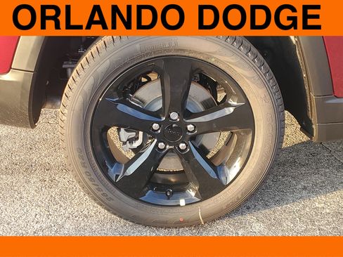 New 2025 Jeep Grand Cherokee L Limited w/ Black Appearance Package image 6