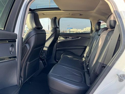 Certified 2023 Lincoln Nautilus Reserve w/ Equipment Group 201A image 12