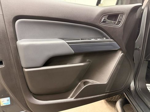 Used 2016 Chevrolet Colorado Z71 image 13