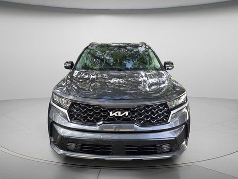 Used 2022 Kia Sorento EX w/ Panoramic Sunroof Package FWD image 3