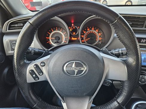 Used 2016 Scion tC image 11