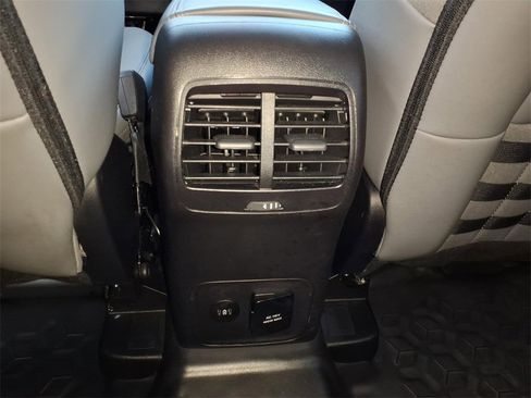 Used 2025 Ford Bronco Sport Badlands image 21