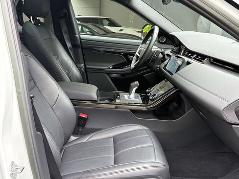 Used 2023 Land Rover Range Rover Evoque R-Dynamic SE AWD/4WD image 31