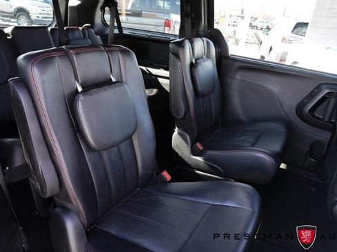 Used 2017 Dodge Grand Caravan GT image 41
