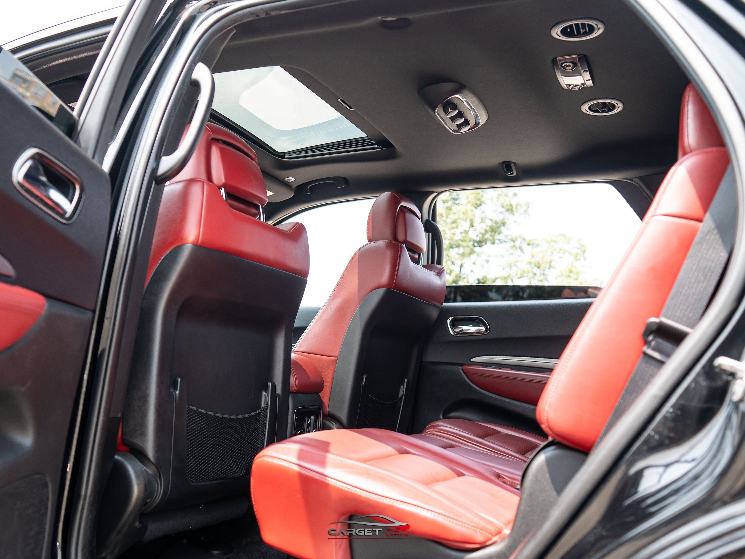 Used 2018 Dodge Durango R/T w/ Blacktop Package AWD/4WD image 21