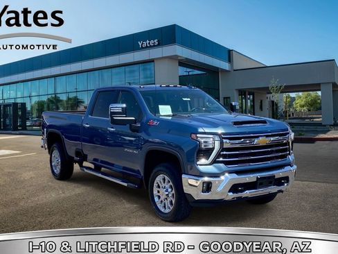 Used 2025 Chevrolet Silverado 2500 LTZ w/ LTZ Premium Package AWD/4WD image 1