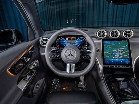 New 2026 Mercedes-Benz GLC 300 4MATIC image 14