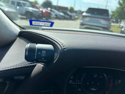 Used 2020 Lexus LS 500 w/ Interior Upgrade Package RWD image 24