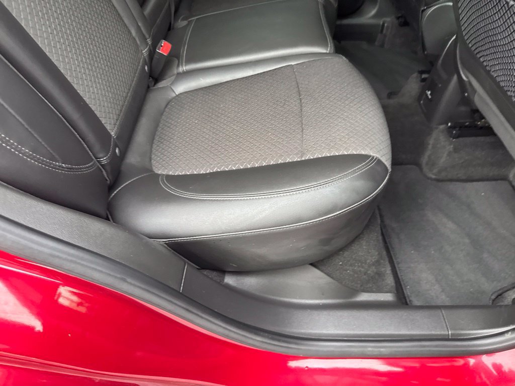 Used 2019 Buick Encore Sport Touring w/ Safety Package AWD/4WD image 38