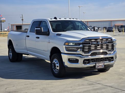New 2027 RAM 3500 Lone Star AWD/4WD image 3