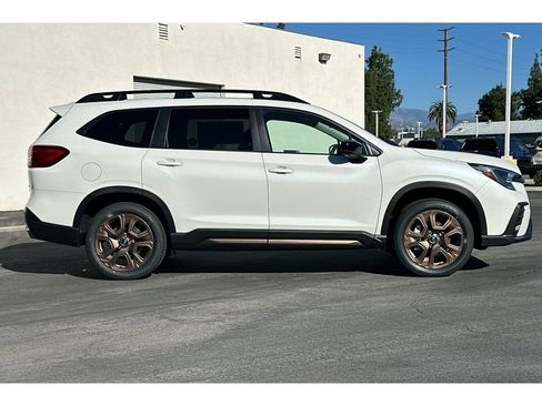 New 2026 Subaru Ascent Limited Bronze image 2