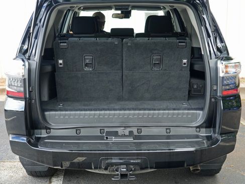 Used 2021 Toyota 4Runner SR5 RWD image 9