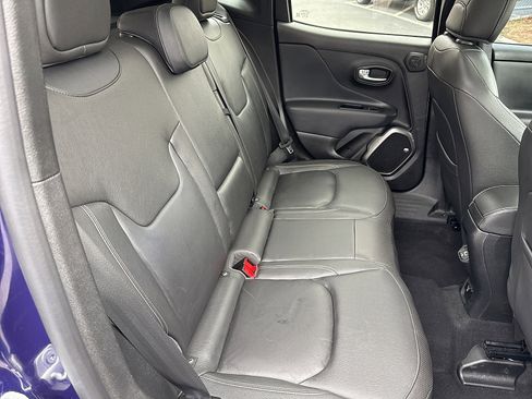 Used 2019 Jeep Renegade Limited w/ UConnect 8.4 Nav Group image 46