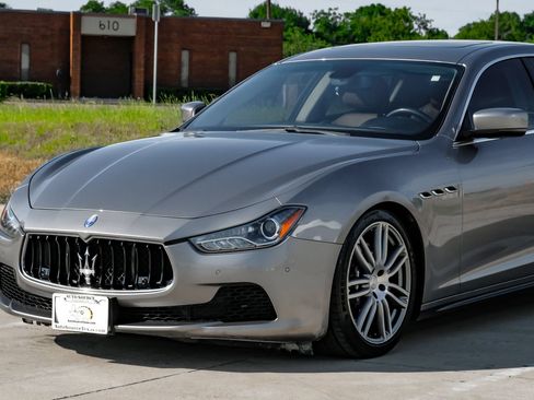 Used 2015 Maserati Ghibli S Q4 AWD/4WD image 8