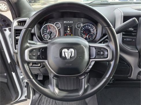 Used 2024 RAM 3500 Tradesman w/ Chrome Appearance Group image 5