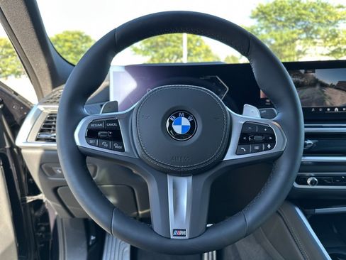 New 2026 BMW X6 xDrive40i image 30