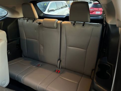 Used 2020 Toyota Highlander Limited image 20