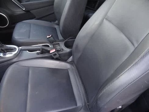 Used 2012 Volkswagen Beetle 2.5 image 7