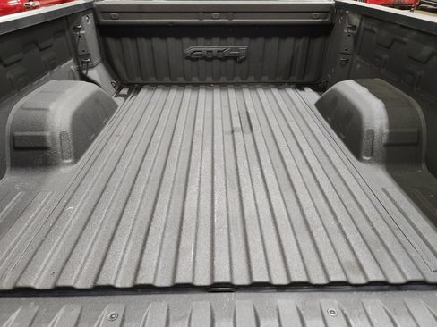 Used 2024 GMC Sierra 1500 AT4 w/ Technology Package AWD/4WD image 57
