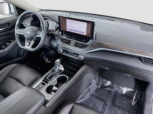 Used 2023 Nissan Altima 2.5 SL FWD image 23