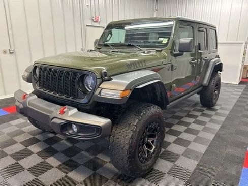 Used 2024 Jeep Wrangler Unlimited Sport AWD/4WD image 7