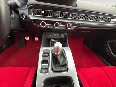 Used 2023 Honda Civic Type R image 11