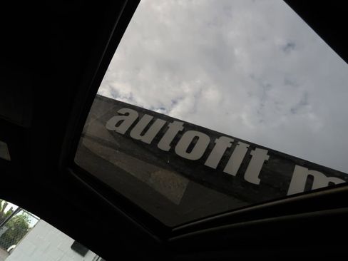 Used 2015 Dodge Challenger R/T w/ Quick Order Package 28B R/T RWD image 13