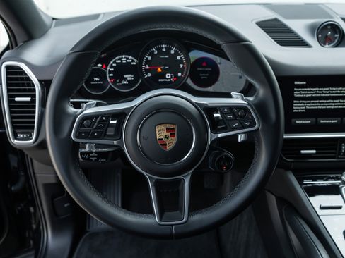 Used 2023 Porsche Cayenne Platinum Edition AWD/4WD image 10