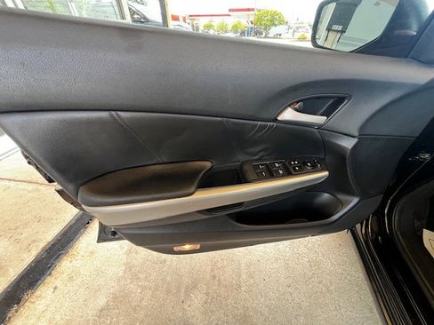 Used 2010 Honda Accord EX-L image 10