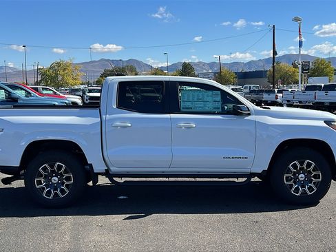 New 2026 Chevrolet Colorado Z71 w/ Technology Package AWD/4WD image 4