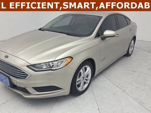 Used 2018 Ford Fusion S image 1