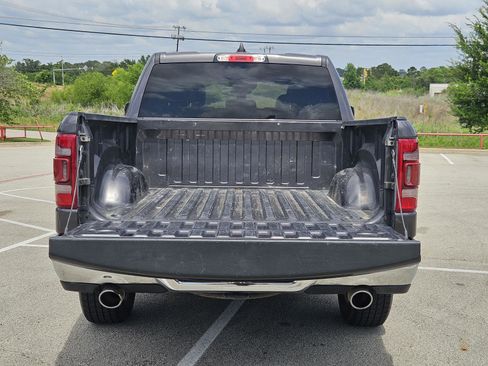 Used 2024 RAM 1500 Laramie AWD/4WD image 11