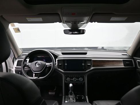 Used 2018 Volkswagen Atlas SEL Premium image 27