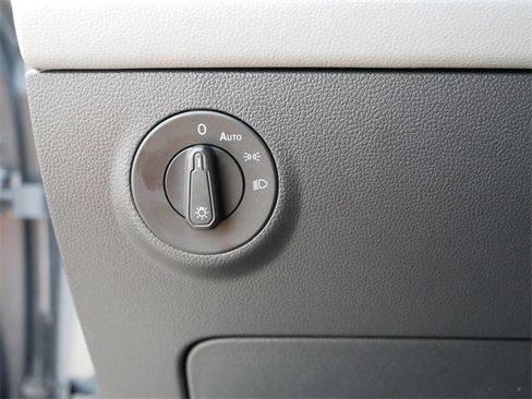 Certified 2024 Volkswagen Taos SEL image 24