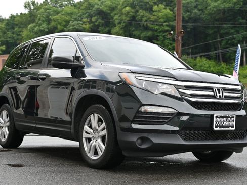 Used 2018 Honda Pilot LX image 7