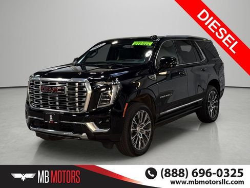Used 2025 GMC Yukon Denali w/ Denali Reserve Package AWD/4WD image 1