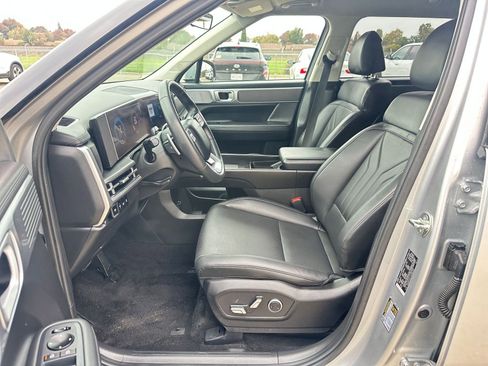 Used 2025 Hyundai Santa Fe SEL image 29