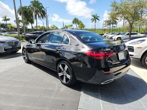 Used 2025 Mercedes-Benz C 300 Sedan image 12