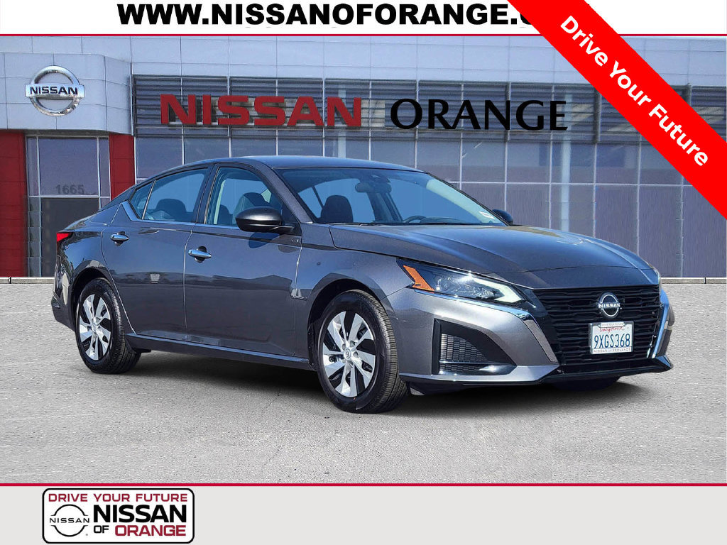 Certified 2025 Nissan Altima 2.5 S FWD image 1