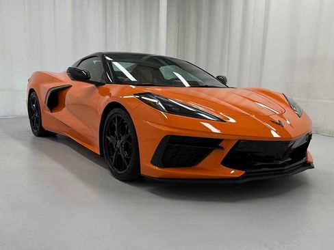 Used 2022 Chevrolet Corvette Stingray Preferred Conv w/ 2LT image 9
