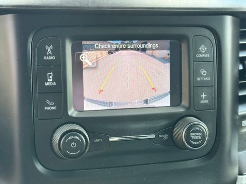Used 2023 RAM 1500 Big Horn AWD/4WD image 5