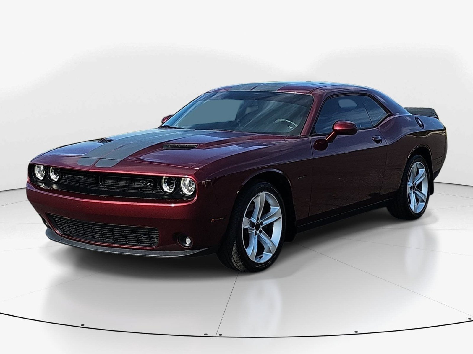 Used 2018 Dodge Challenger R/T w/ Blacktop Package RWD image 8