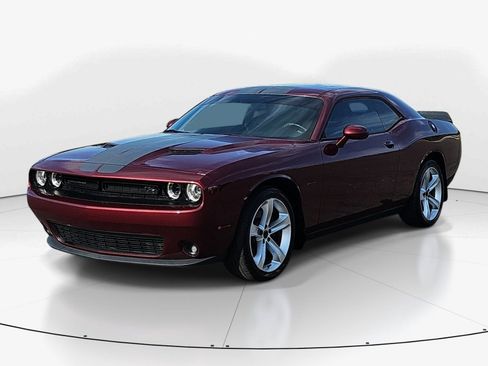 Used 2018 Dodge Challenger R/T w/ Blacktop Package RWD image 8