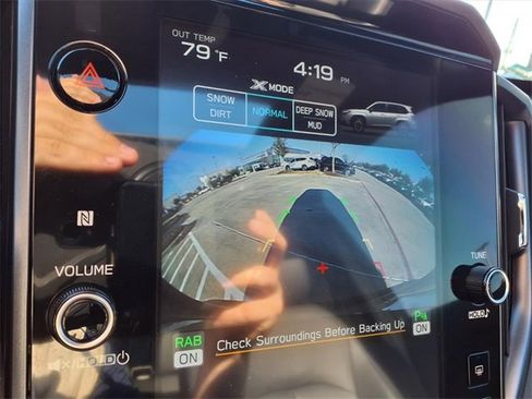 Certified 2025 Subaru Forester Limited image 18