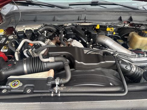 Used 2015 Ford F250 Lariat w/ Lariat Ultimate Package image 32