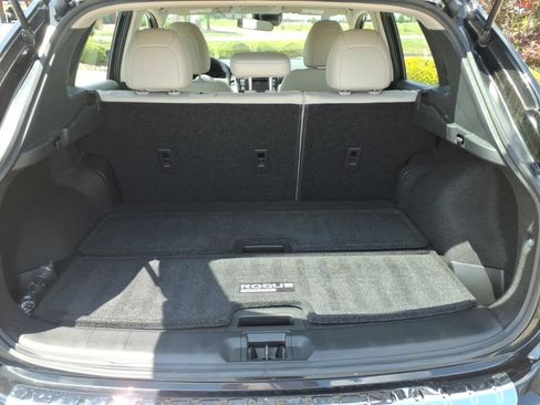 Used 2022 Nissan Rogue Sport SL AWD/4WD image 21
