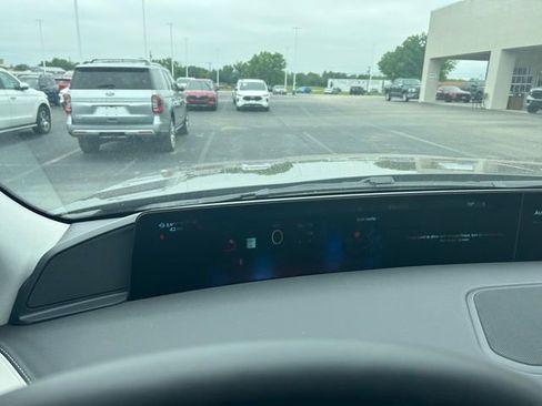 New 2026 Lincoln Navigator Premiere AWD/4WD image 5