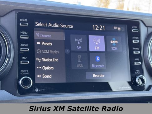 Used 2021 Toyota Tacoma TRD Sport image 9