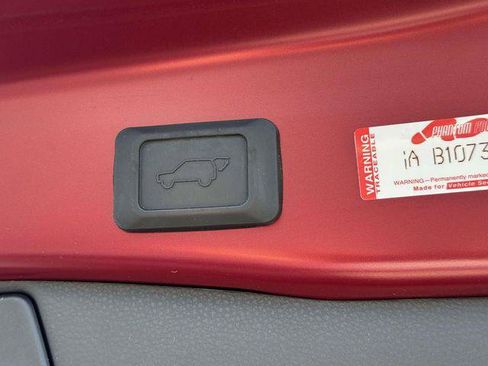 Certified 2023 Toyota RAV4 XLE Premium AWD/4WD image 10